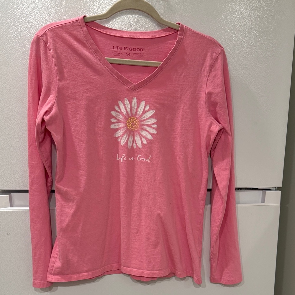 Life Is Good Pink V‑Neck Daisy Long Sleeve Tee M